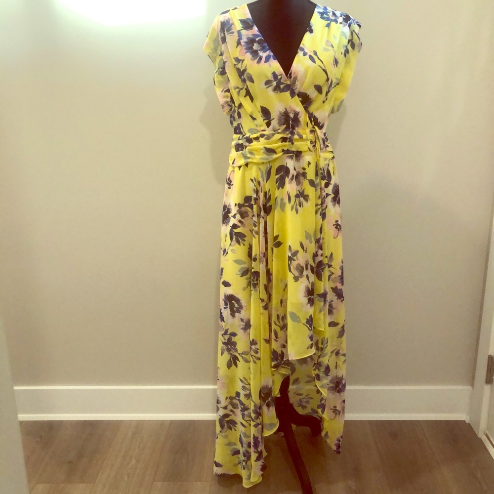 Eliza J V-neck Chiffon Dress